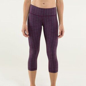 Lululemon Wunder Under Crop Textured, Ziggy Wee September Plum Luon, Size 4